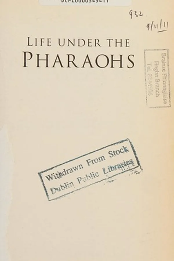 Capa de Life under the Pharoahs. --