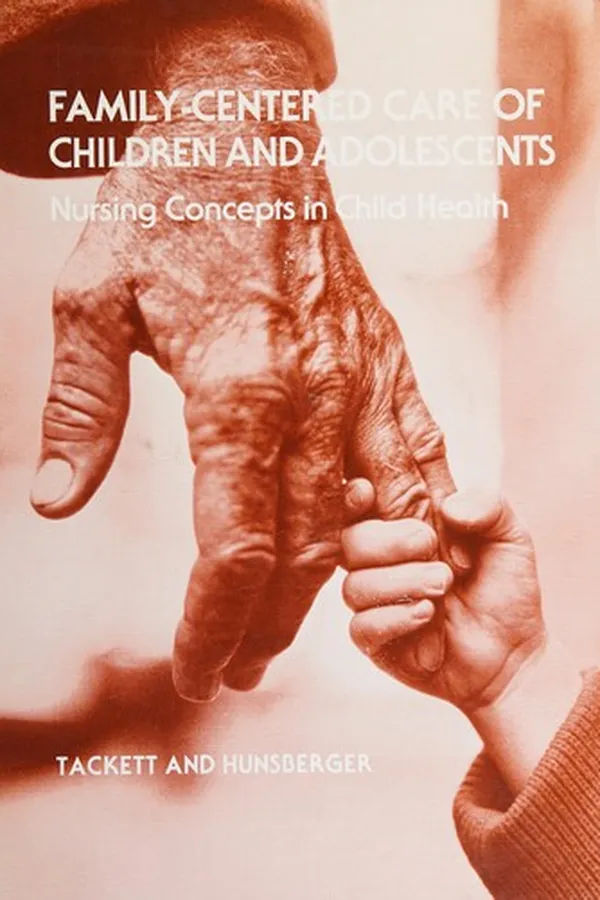 Capa de Family-centred care of children and adolescents
