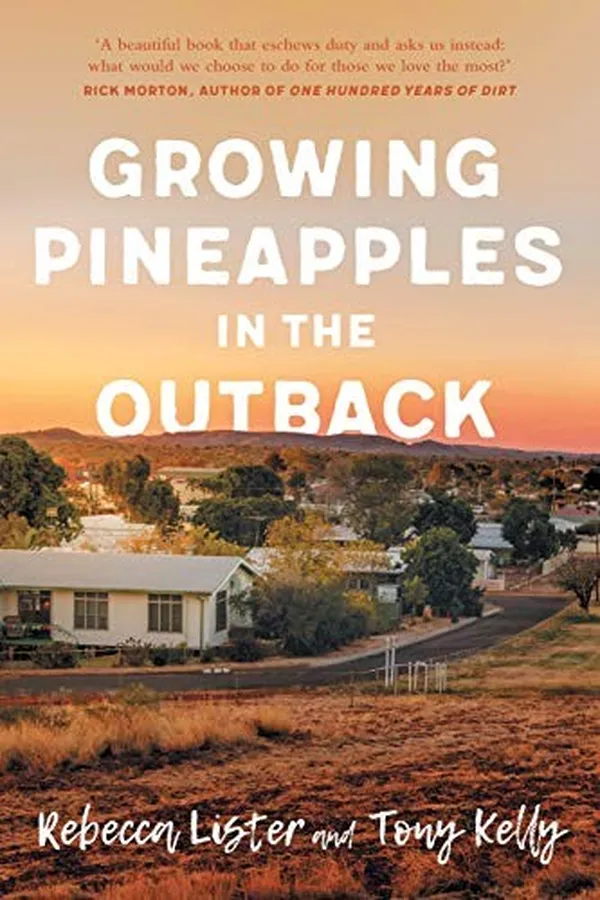 Capa de Growing Pineapples in the Outback