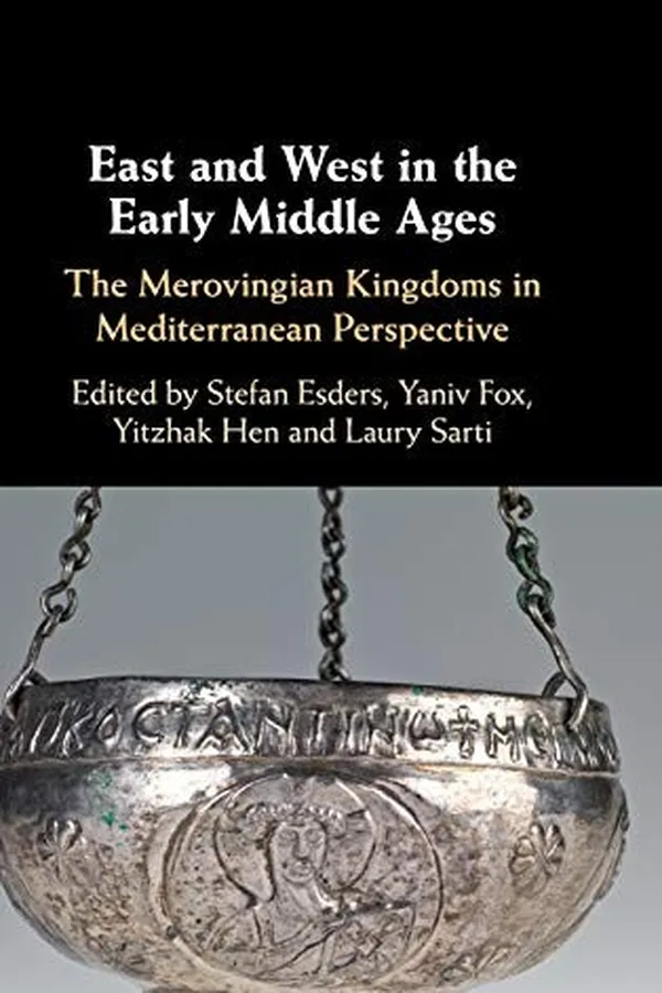 Capa de East and West in the Early Middle Ages