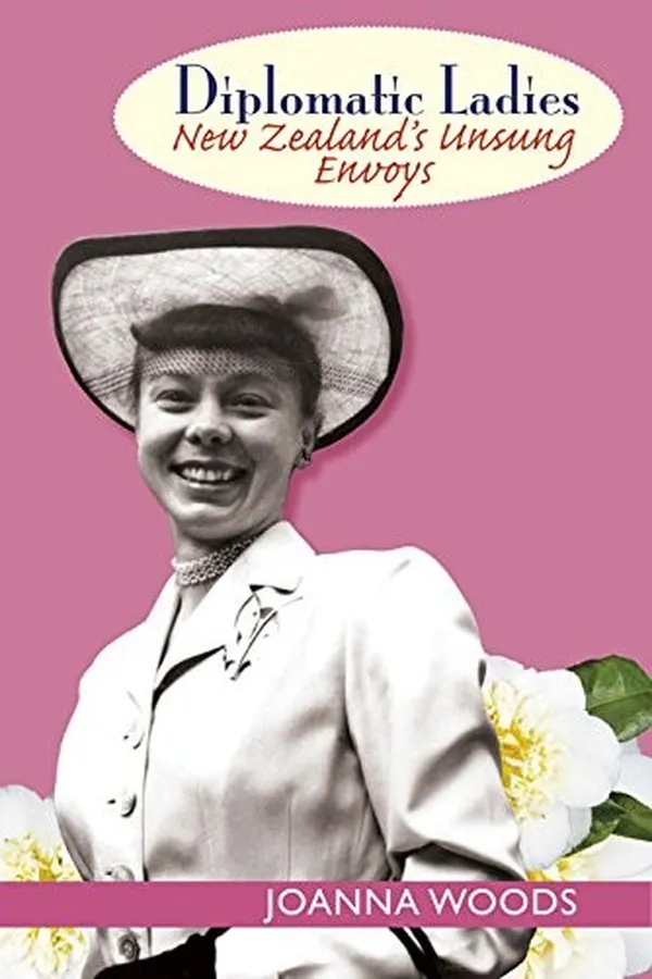 Capa de Diplomatic ladies