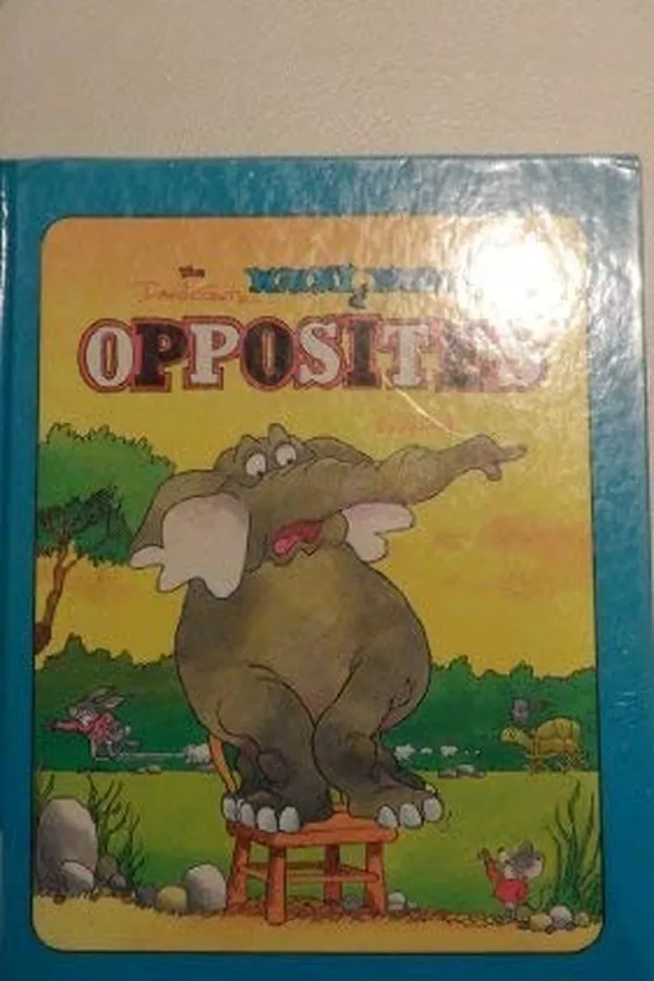 Capa de The David Gantz wacky world of opposites