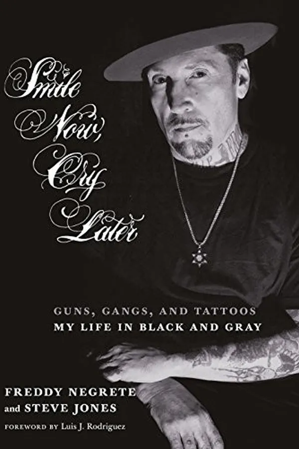 Capa de Smile now, cry later