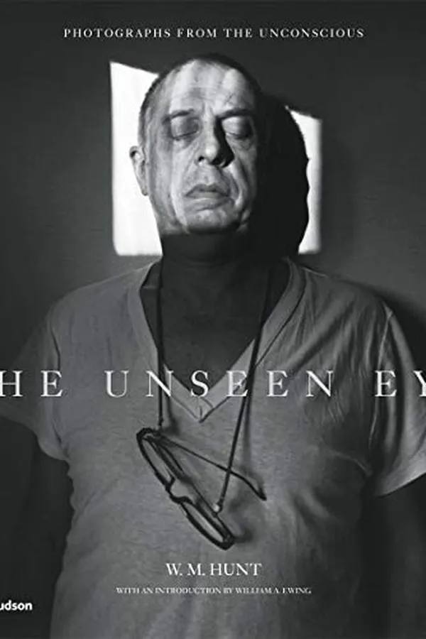 Capa de The unseen eye