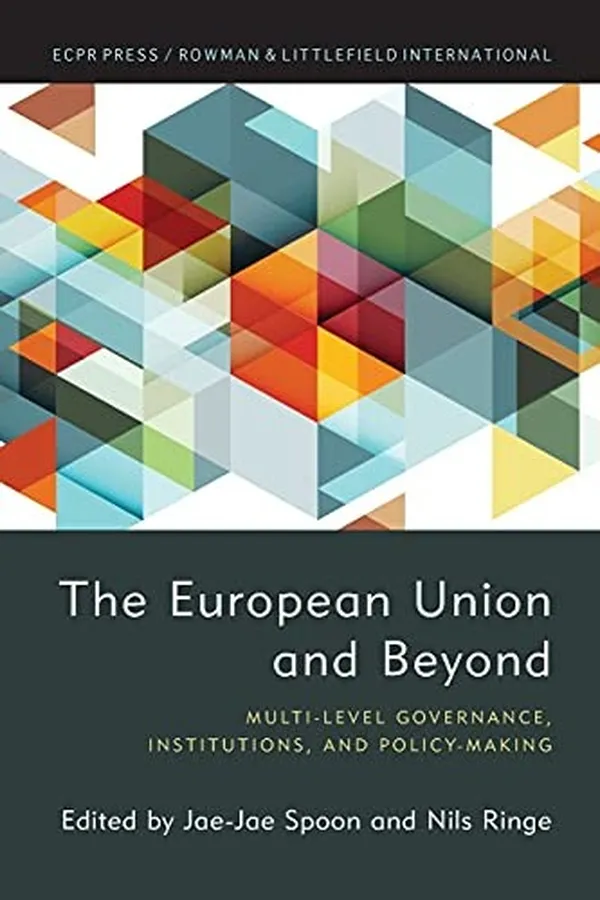 Capa de European Union and Beyond