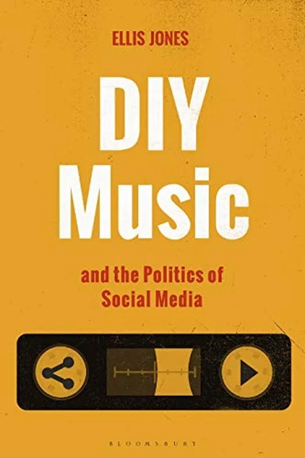 Capa de DIY Music and the Politics of Social Media