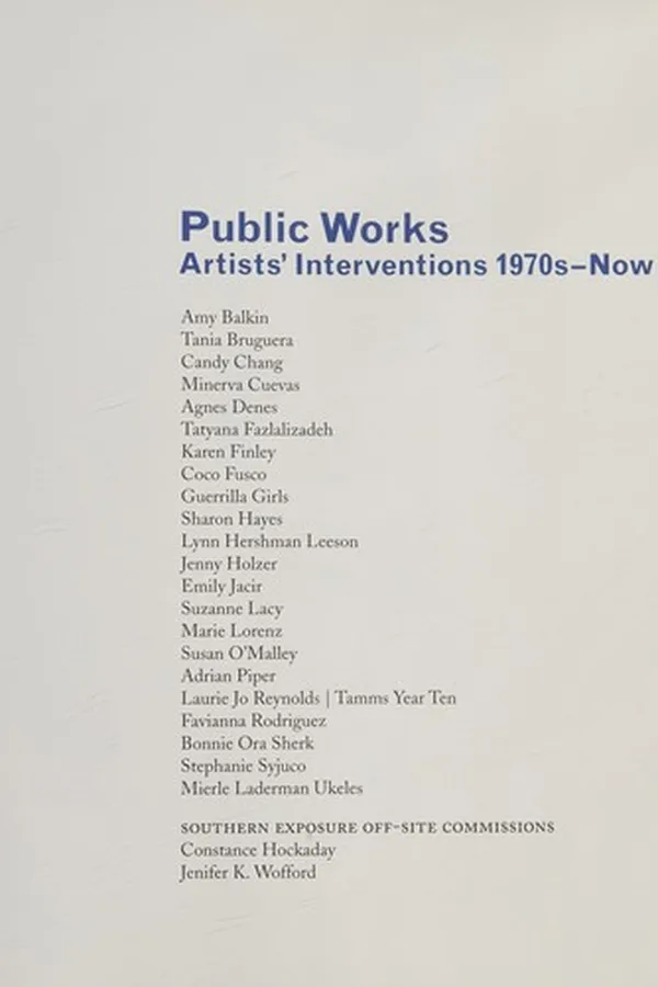 Capa de Public works