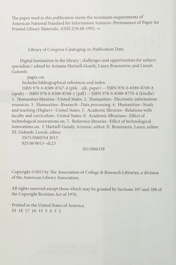 Capa de Digital humanities in the library
