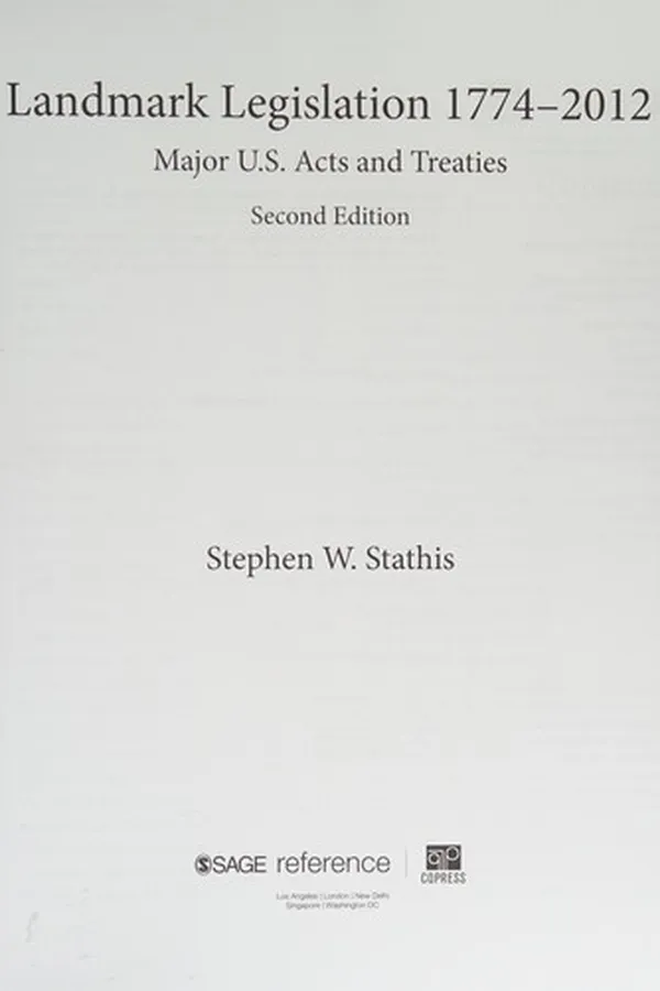 Capa de Landmark Legislation 1774-2012