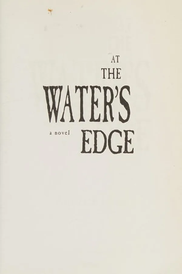 Capa de At the water's edge