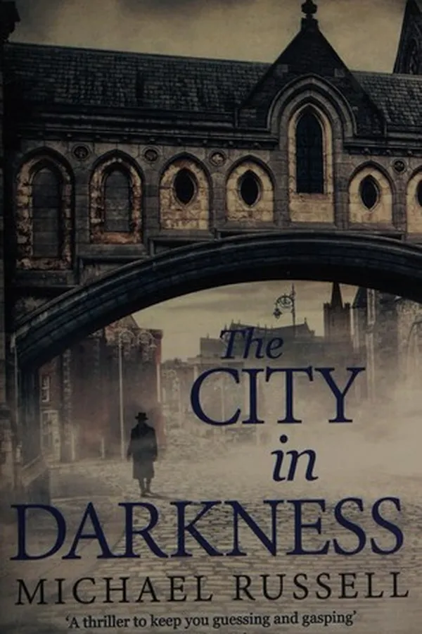 Capa de City in Darkness