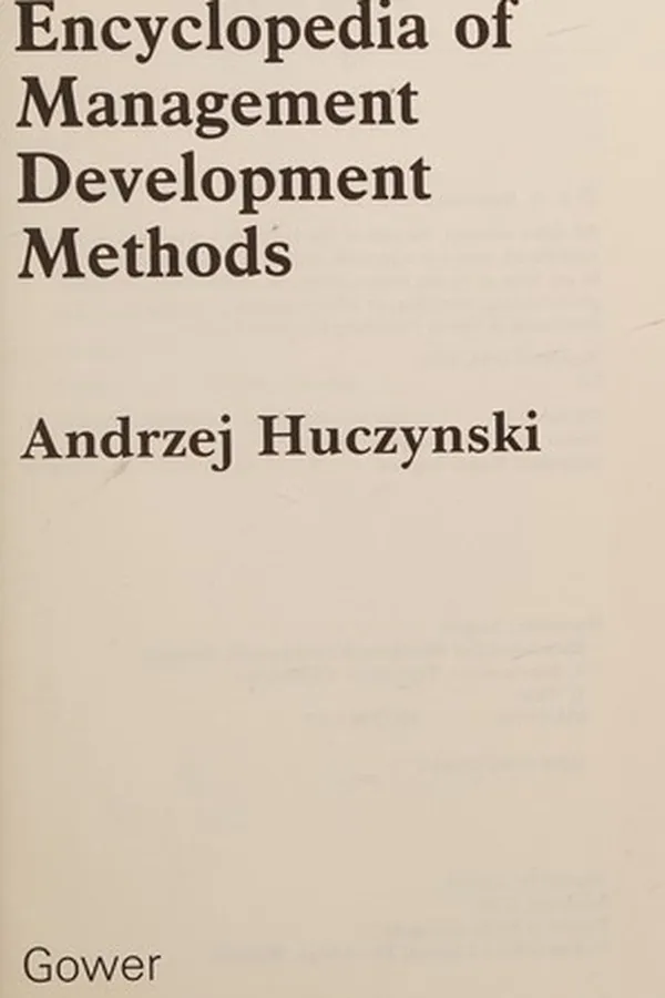 Capa de Encyclopedia of management development methods