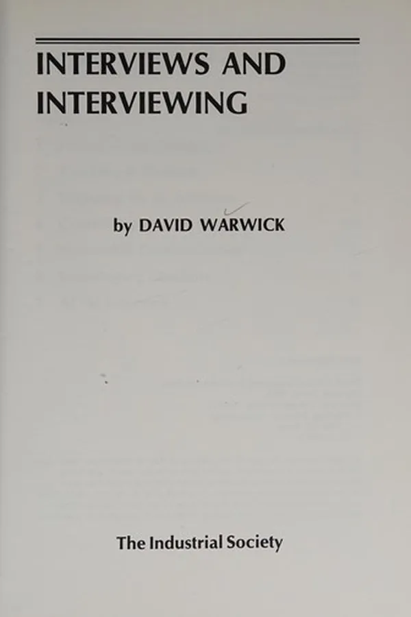 Capa de Interviews and Interviewing (Management in Education)