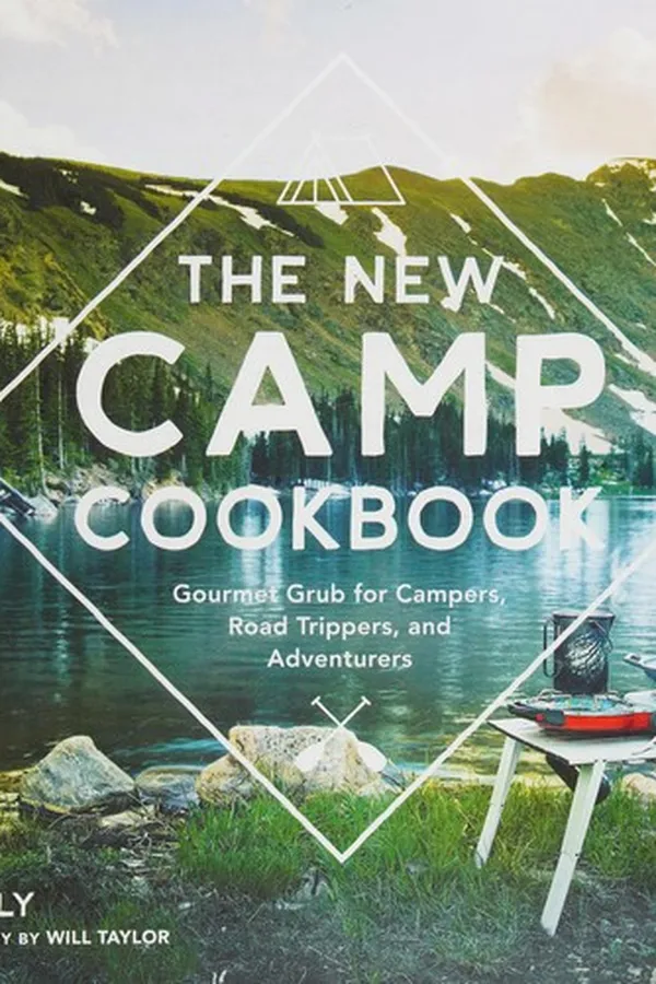Capa de The new camp cookbook