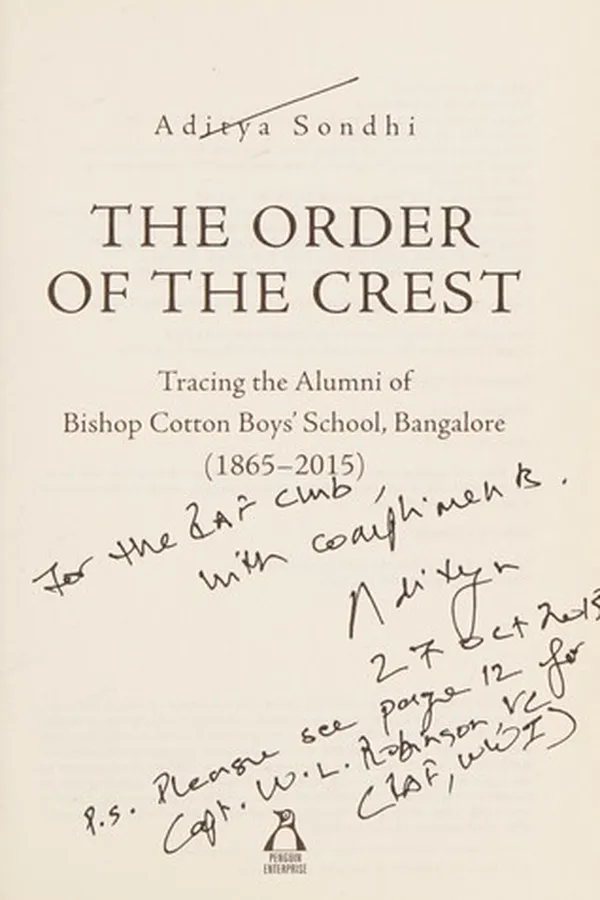 Capa de The order of the crest