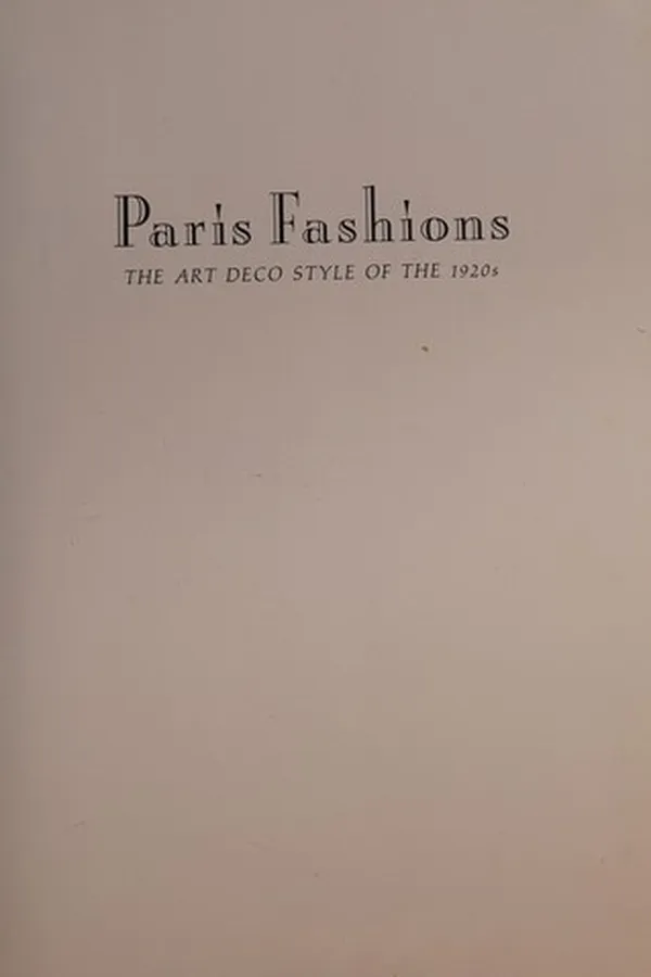 Capa de Paris fashions