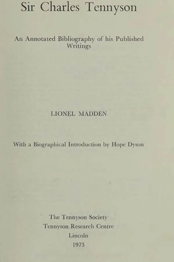 Capa de Sir Charles Tennyson--an annotated bibliography of his published writings