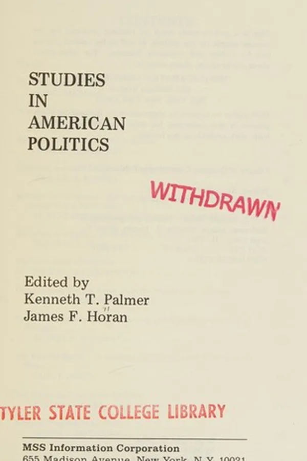 Capa de Studies in American politics