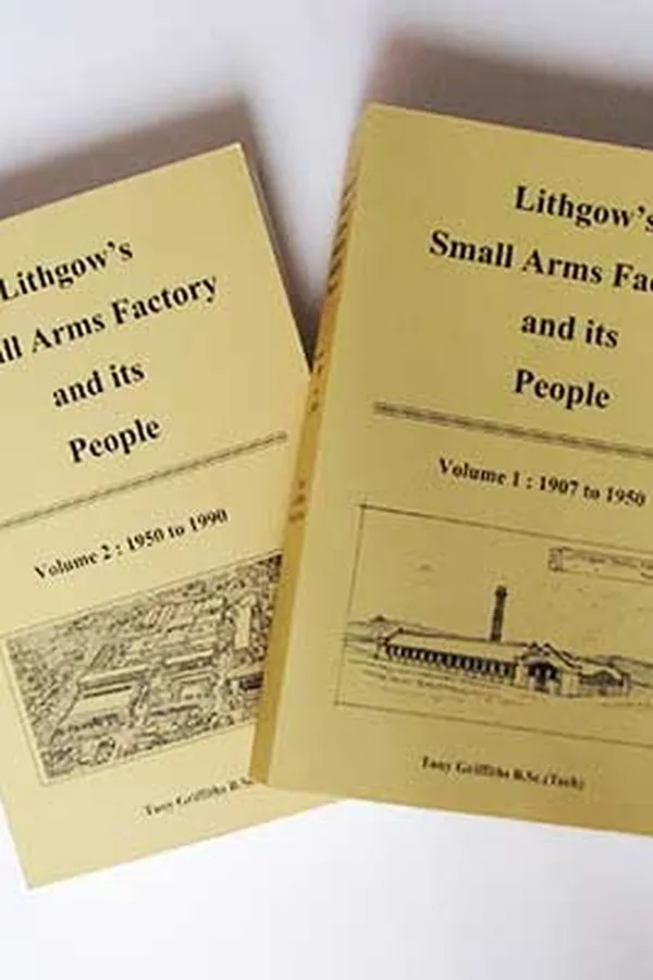 Capa de Lithgow's small arms factory and its people