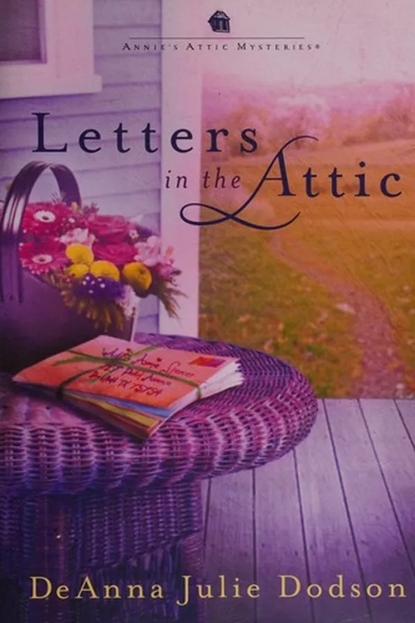 Capa de Letters in the attic