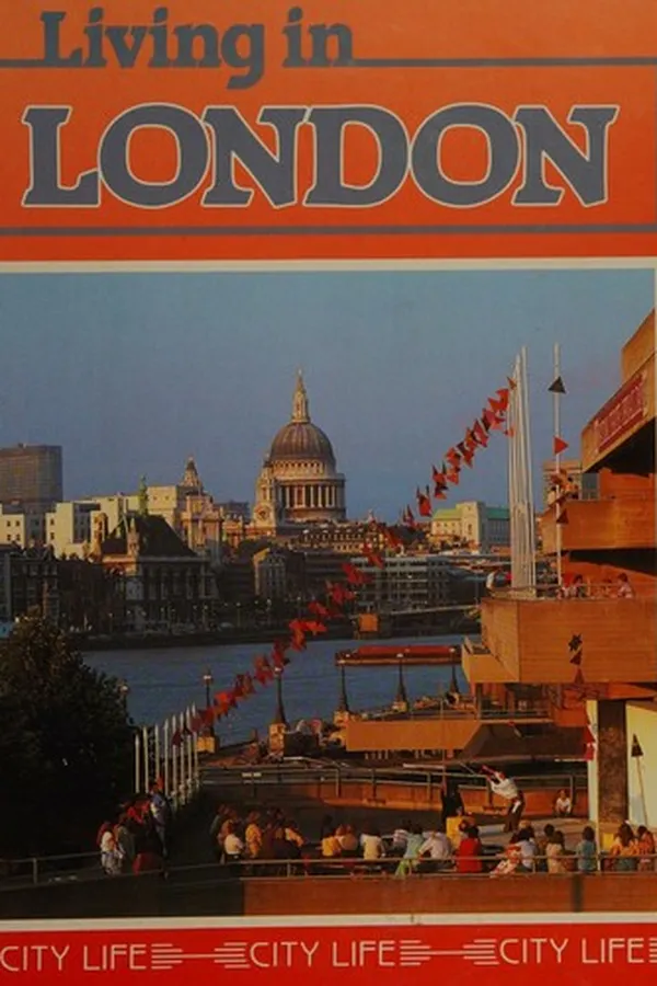 Capa de Living in London