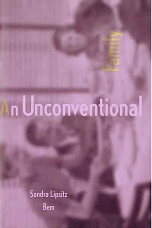 Capa de An unconventional family