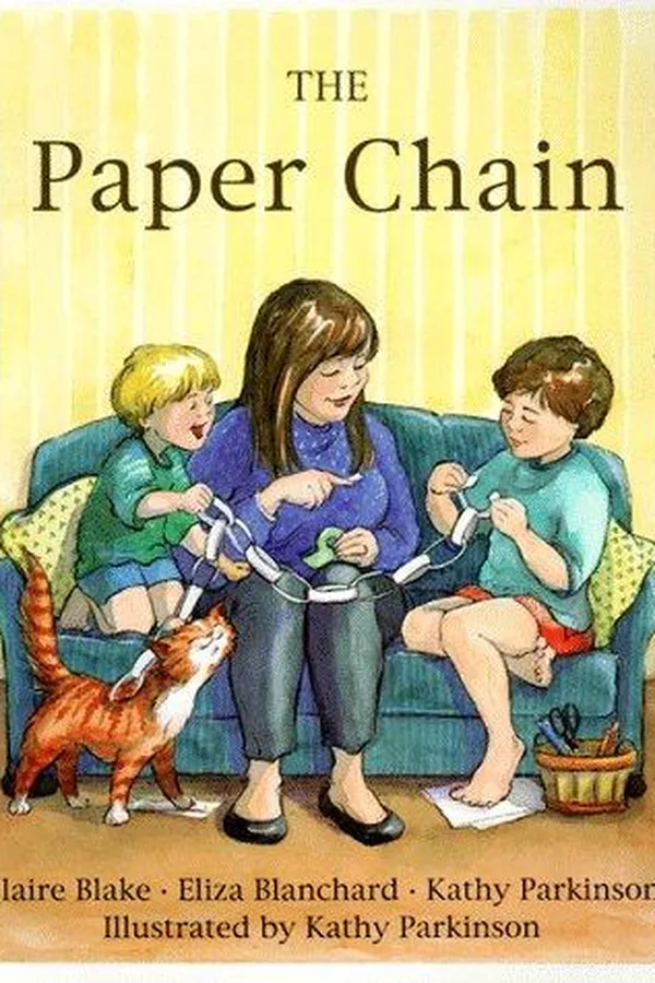 Cover of The paper chain