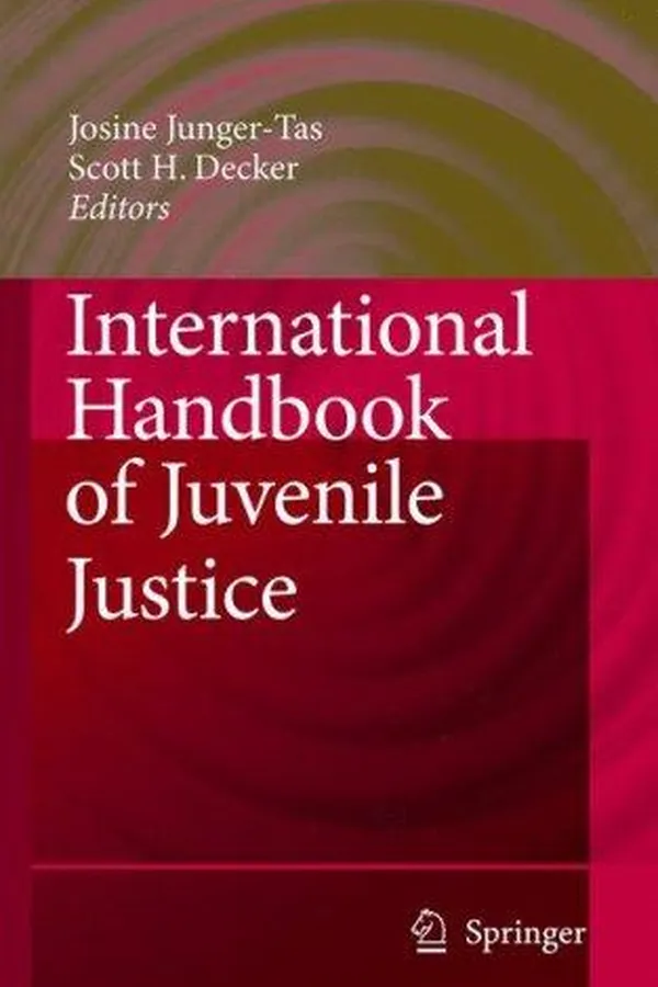 Capa de International handbook of juvenile justice