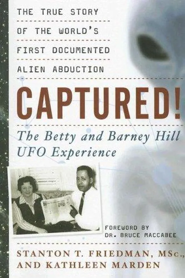 Capa de Captured! - the Betty and Barney Hill UFO Experience