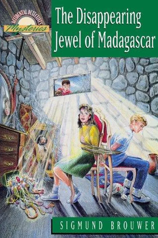 Capa de Disappearing Jewel of Madagascar