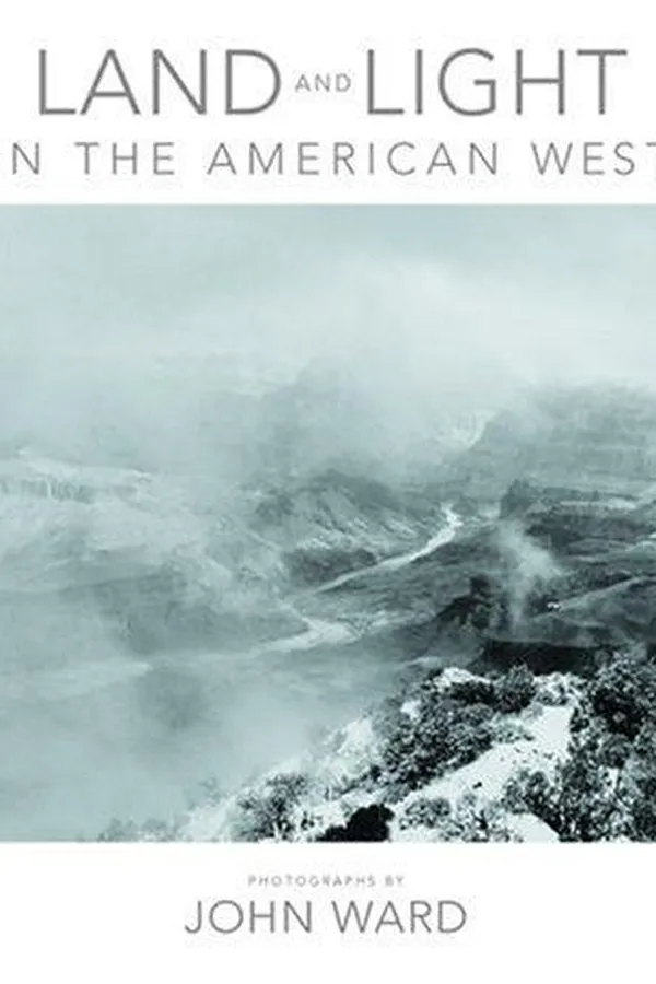 Capa de Land and light in the American West