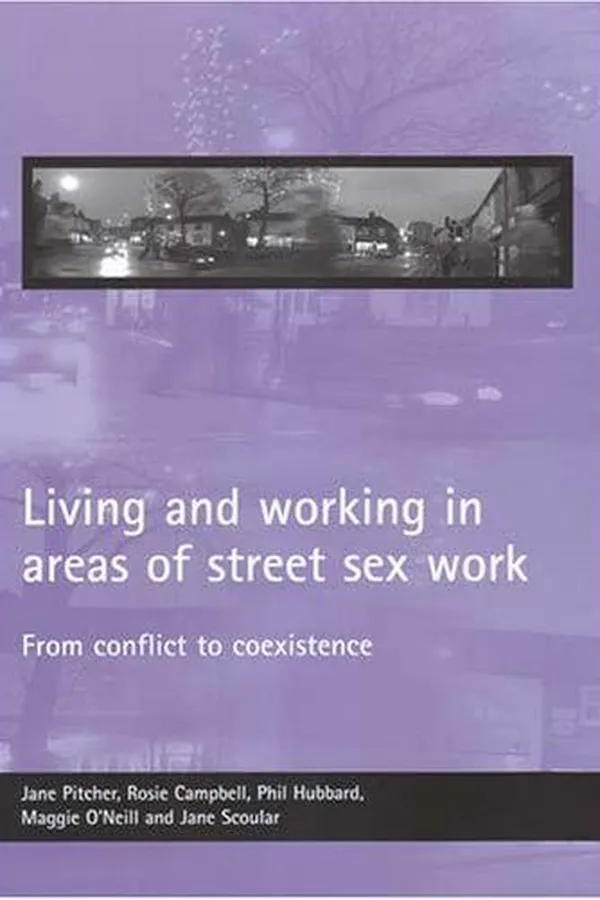 Capa de Living and working in areas of street sex work