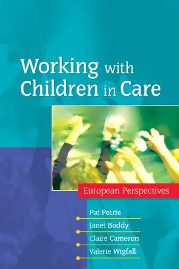 Capa de Working with children in care