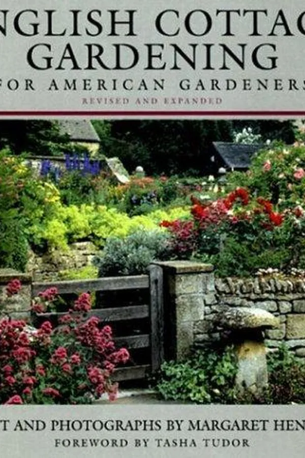 Capa de English cottage gardening for American gardeners