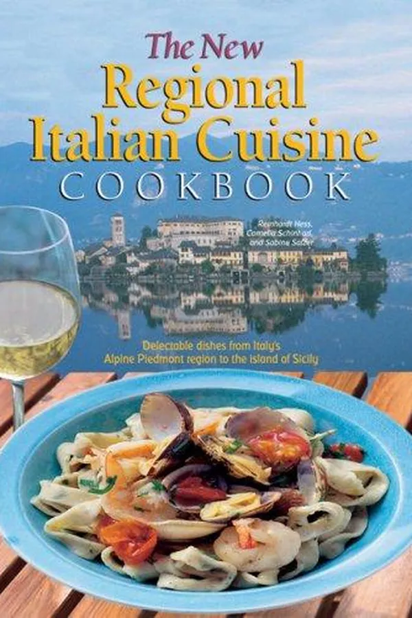Capa de The new regional Italian cuisine cookbook