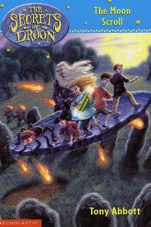 Capa de The Moon Scroll