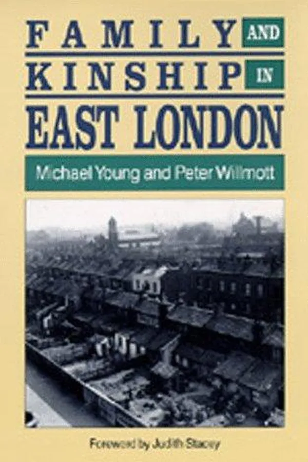 Capa de Family and kinship in East London