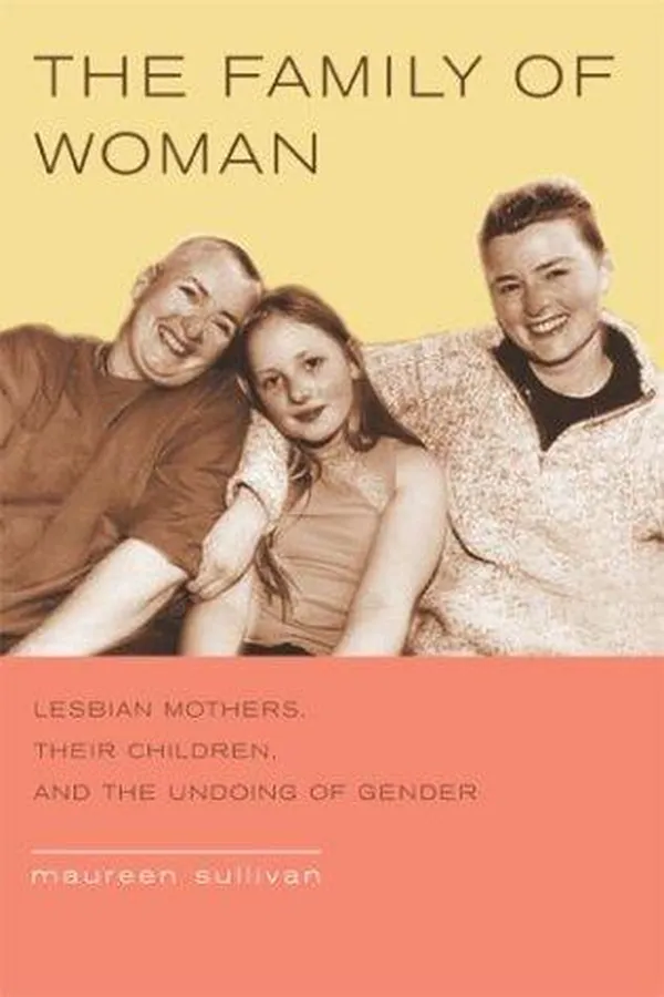 Capa de The Family of Woman