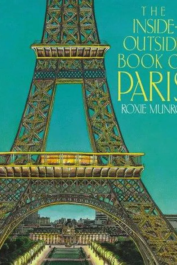 Capa de The inside-outside book of Paris