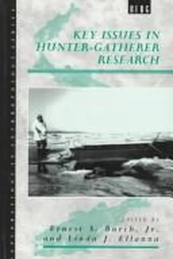 Capa de Key issues in hunter-gatherer research