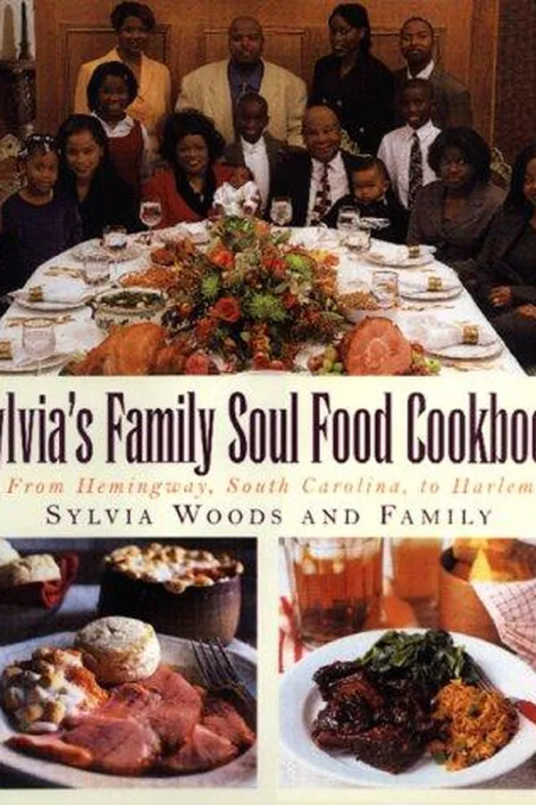 Capa de Sylvia's family soul food cookbook