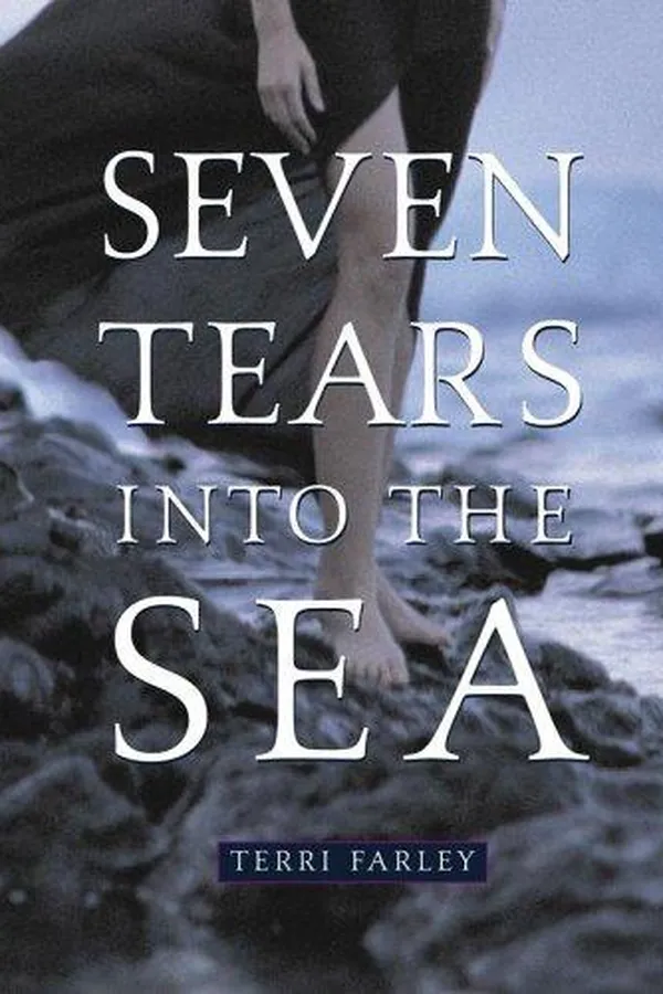 Capa de Seven Tears into the Sea