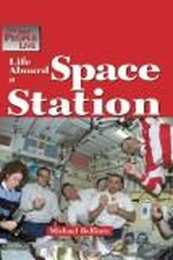 Capa de Life aboard a space station