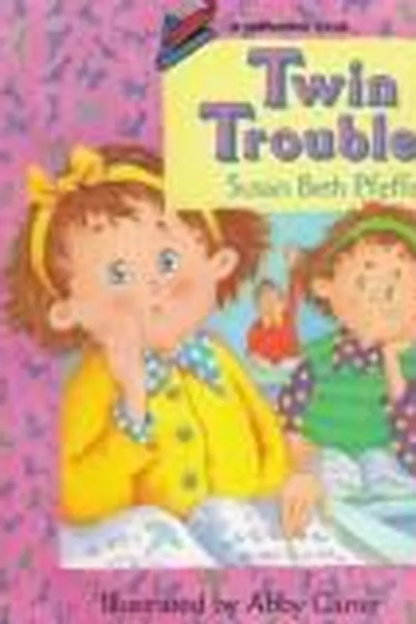 Capa de Twin Troubles (A Redfeather Book)