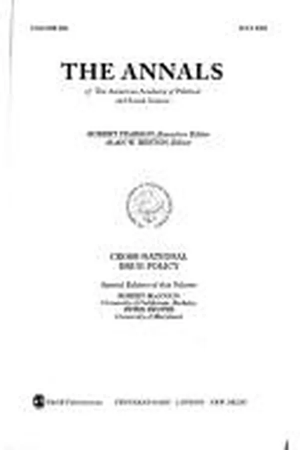 Capa de Cross-national drug policy