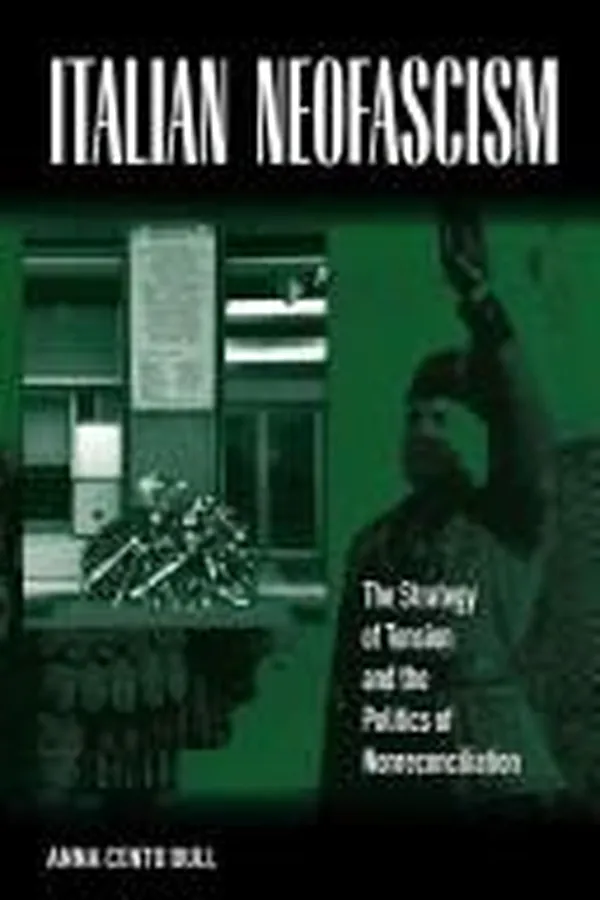 Capa de Italian neofascism
