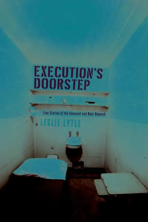 Capa de Execution's doorstep