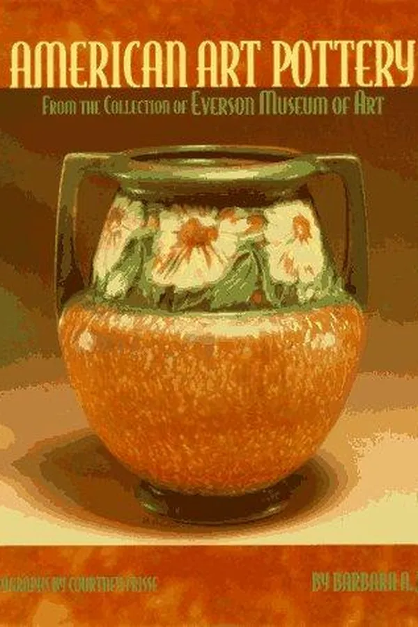 Capa de American Art Pottery from the collection of the Everson Museum of Art