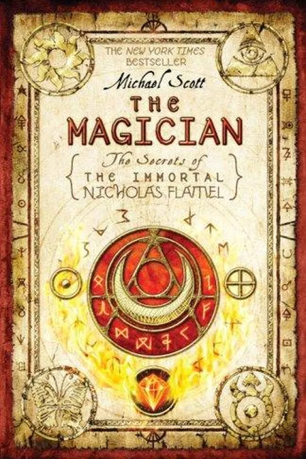 Capa de The Magician (The Secrets of the Immortal Nicholas Flamel)