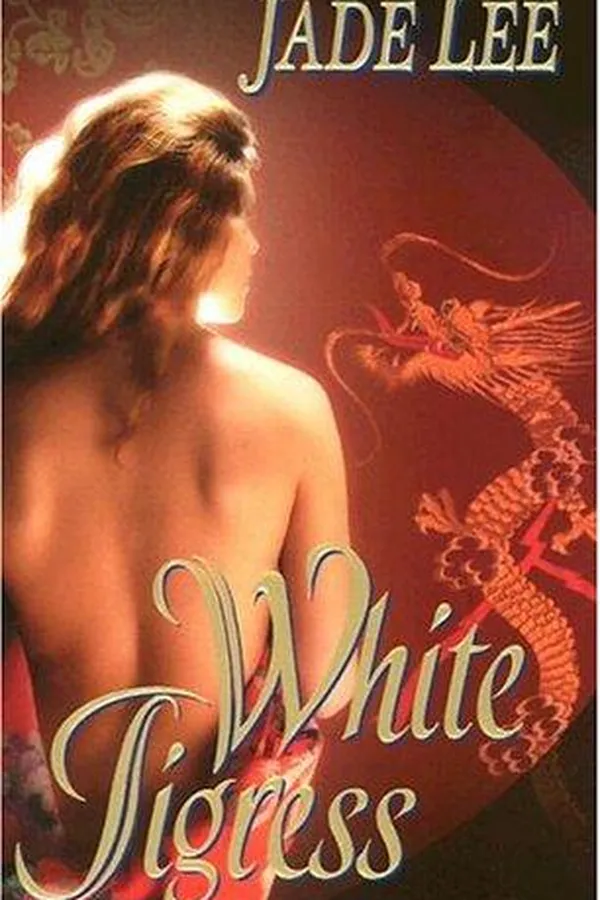 Capa de White tigress